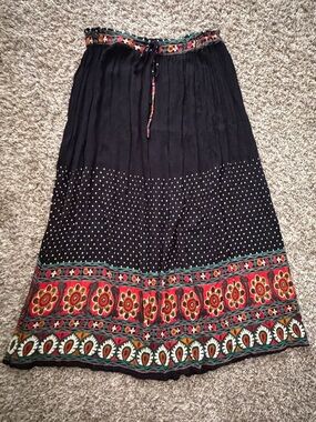 Bohemian Black Floral Border Maxi Skirt
